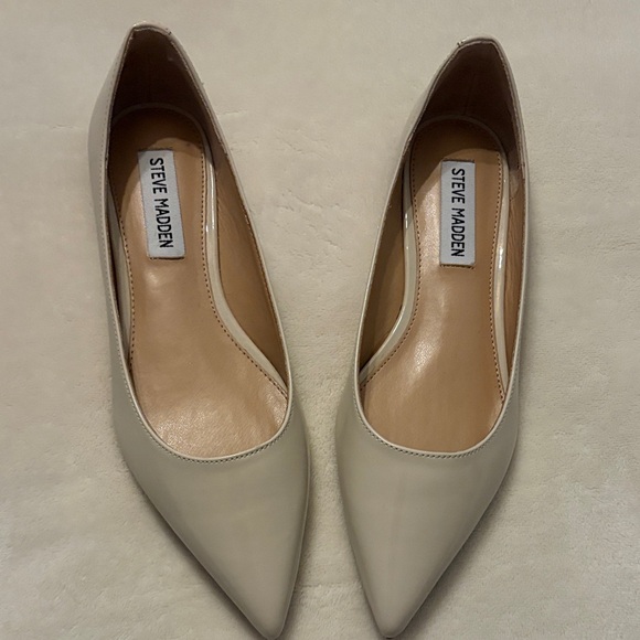 Steve Madden Shoes - Steve Madden Meryl Flats in Bone